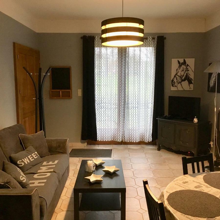 Balleville Gite De Solama Avec Spa المظهر الخارجي الصورة